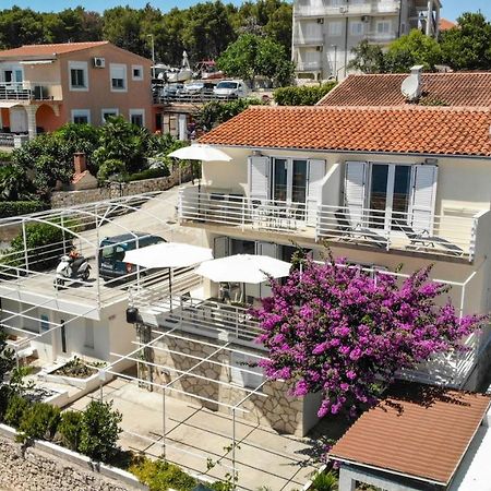 Apartments Lumini Трогир Екстериор снимка