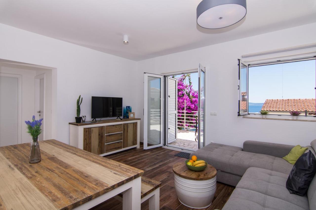 Apartments Lumini Трогир Екстериор снимка