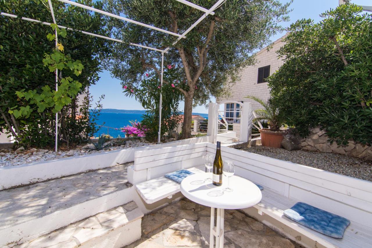 Apartments Lumini Трогир Екстериор снимка