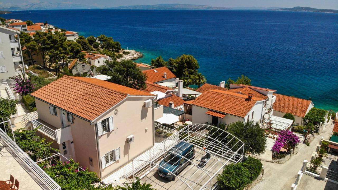 Apartments Lumini Трогир Екстериор снимка
